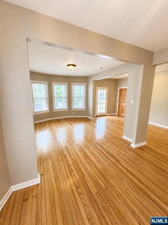 147 Claremont Avenue - Photo 5