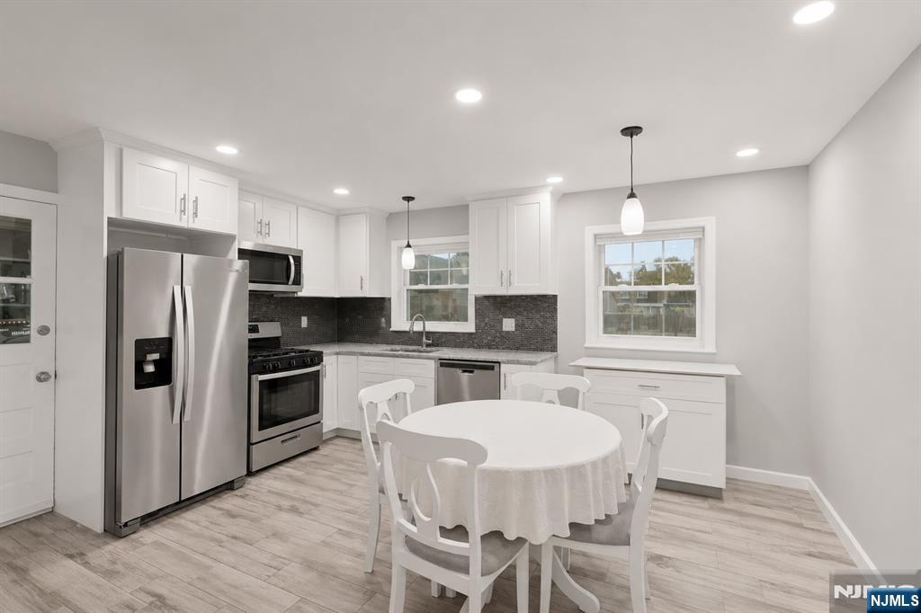 92 Anderson Avenue