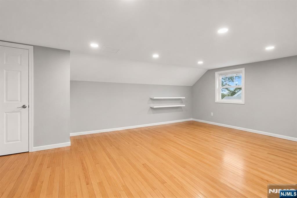 92 Anderson Avenue