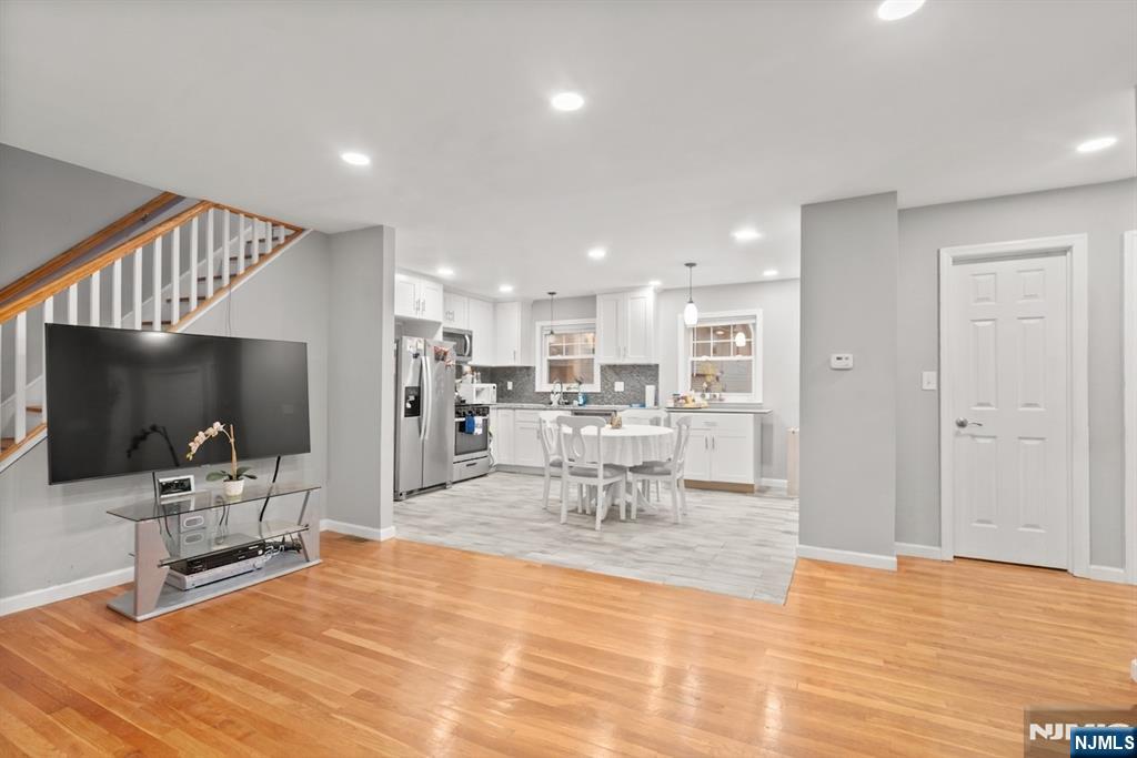 92 Anderson Avenue