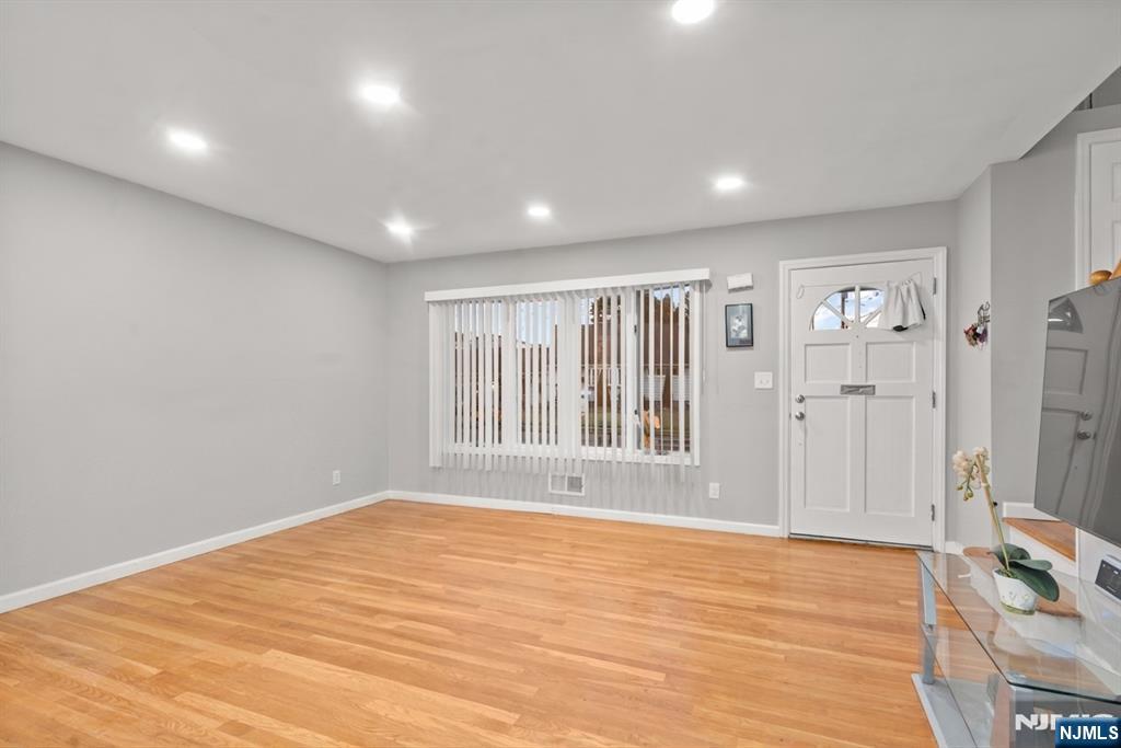92 Anderson Avenue