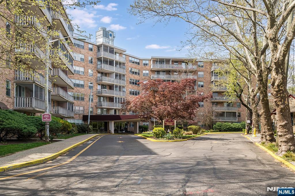 530 Valley - Photo 3