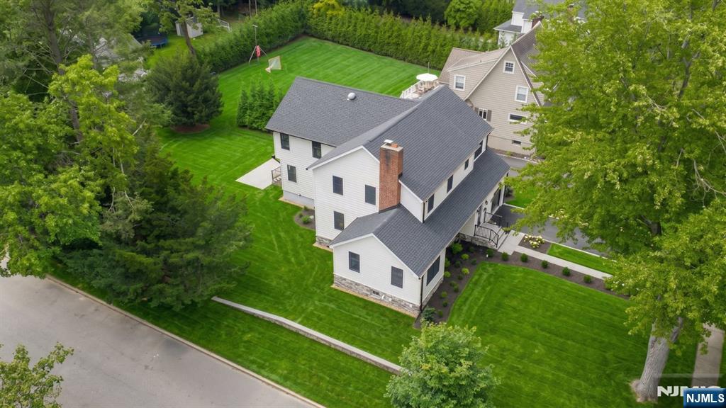 Photo 3 of Single family home for sale at 220 Orchard Pl, Ridgewood, NJ 07450 | MLS# 26032982 | Listing updated on 2026-09-18