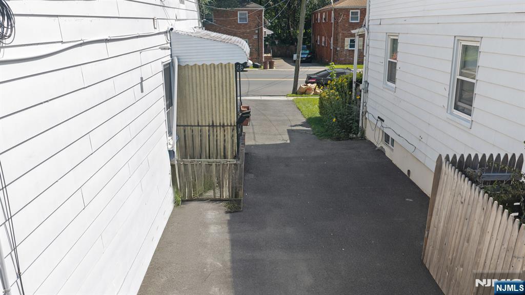 379 Chamberlain Avenue