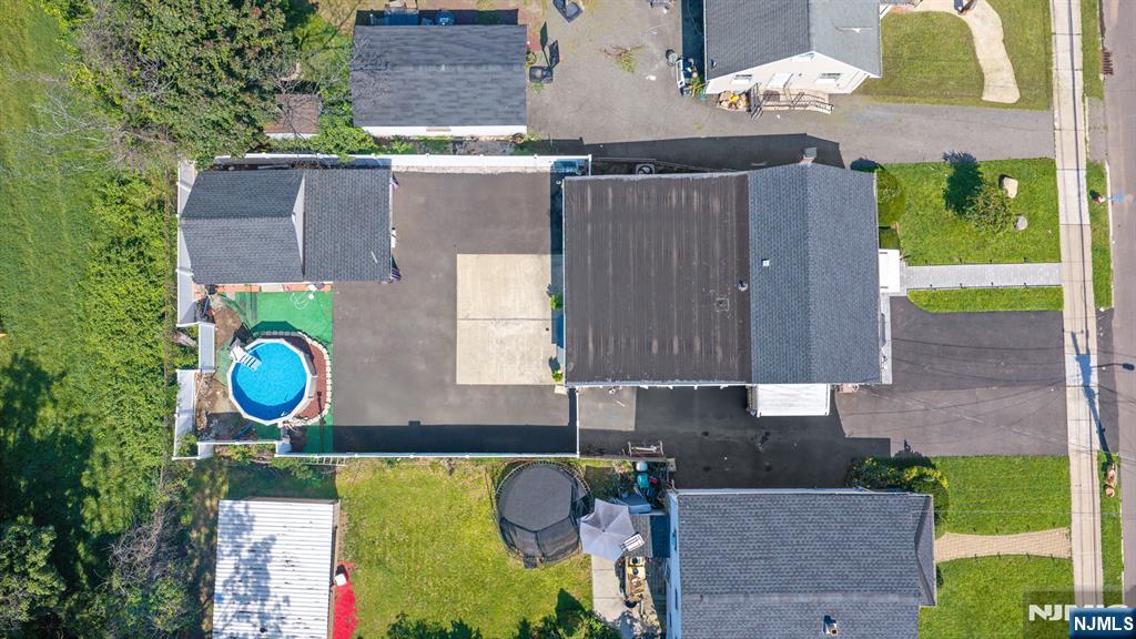 379 Chamberlain Avenue