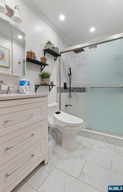 379 Chamberlain Avenue
