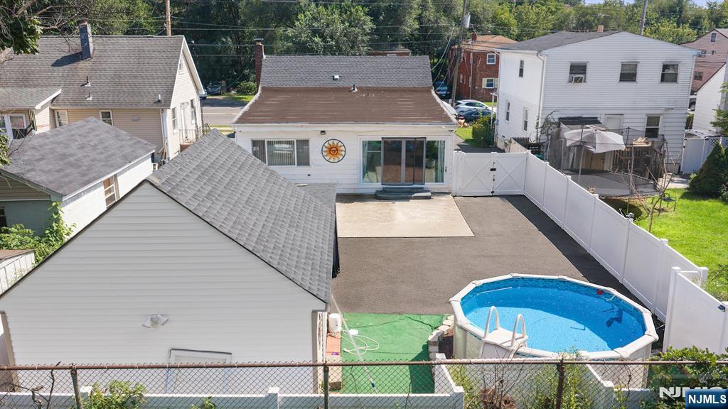 379 Chamberlain Avenue