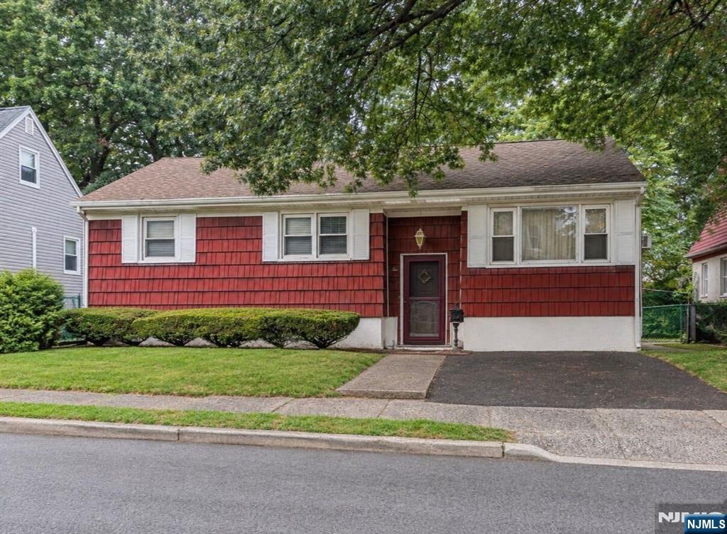 Photo 3 of Land for sale at 10 Moore Pl, Nutley, NJ 07110 | MLS# 26032997 | Listing updated on 2026-09-18