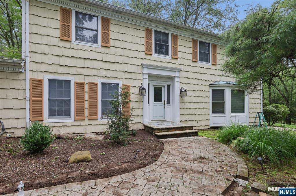 1 Frasco Lane - Photo 2