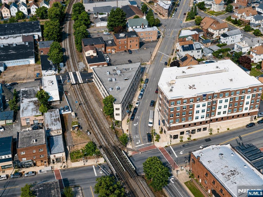 106 Somerset Street - Photo 3