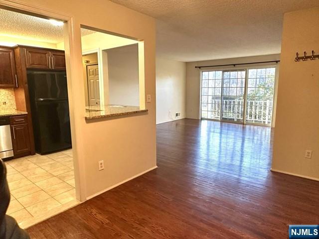 303 Linden Street 303 - Photo 5