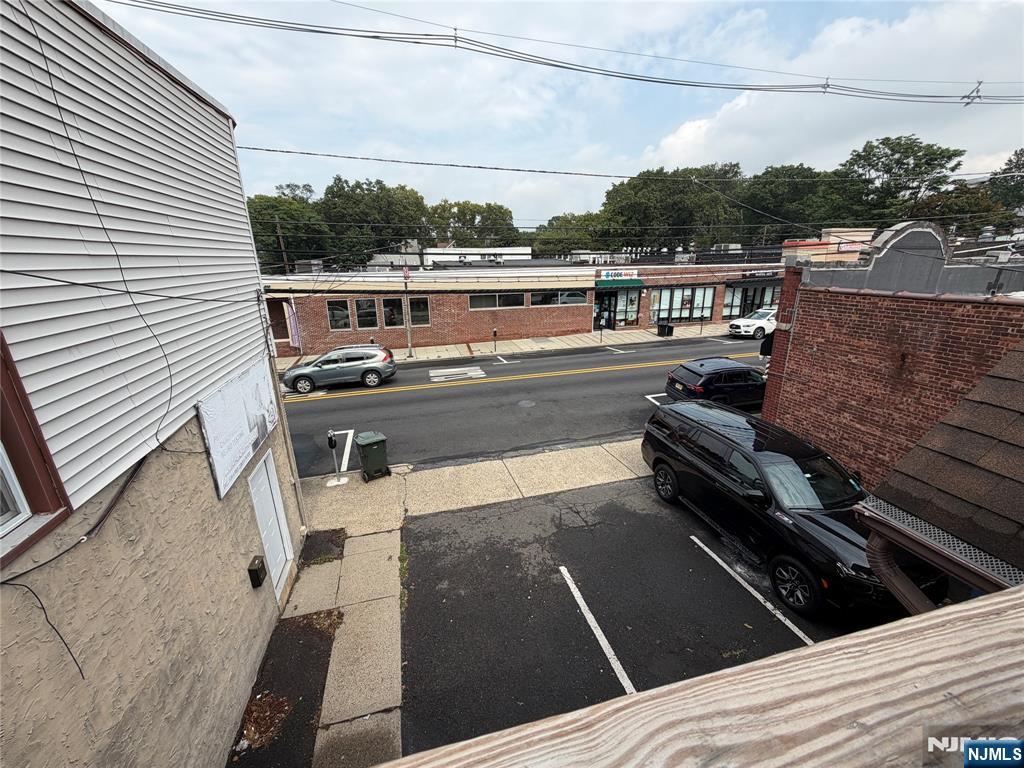 323 Union Avenue - Photo 5