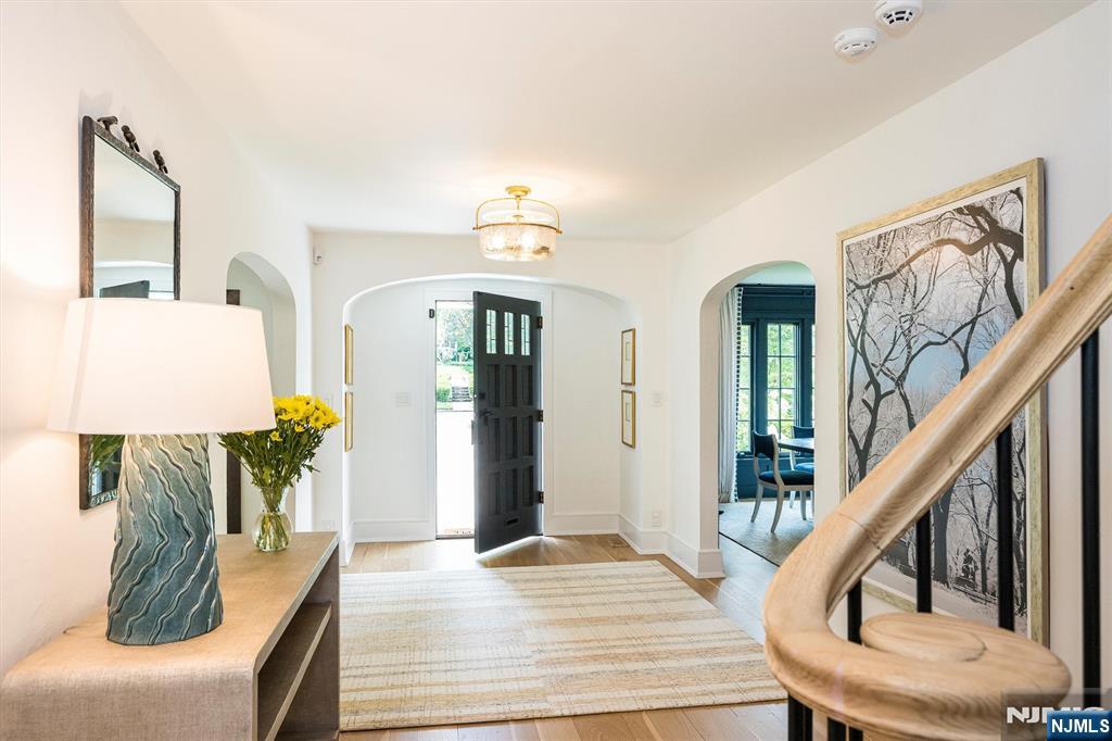 495 Ridgewood Avenue - Photo 3