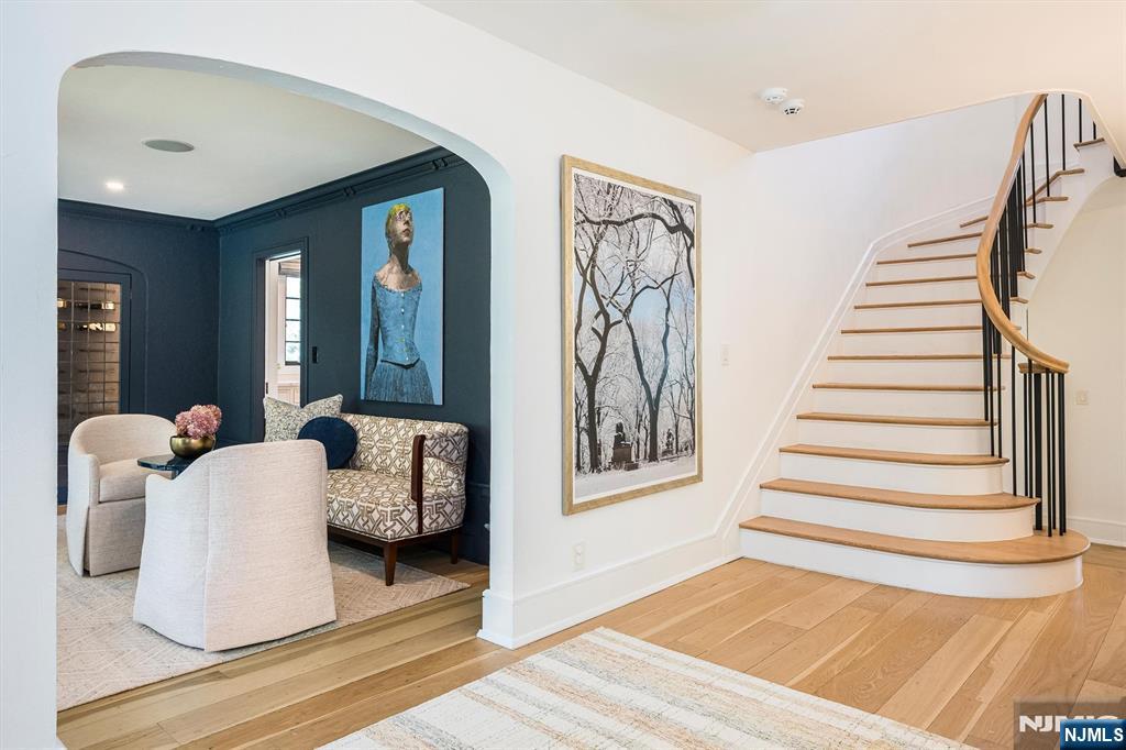 495 Ridgewood Avenue - Photo 5