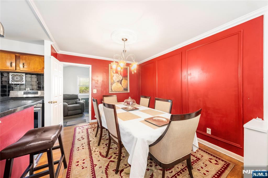 425 Adrianne Court