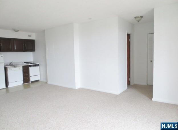 1590 Anderson Avenue 3D - Photo 4