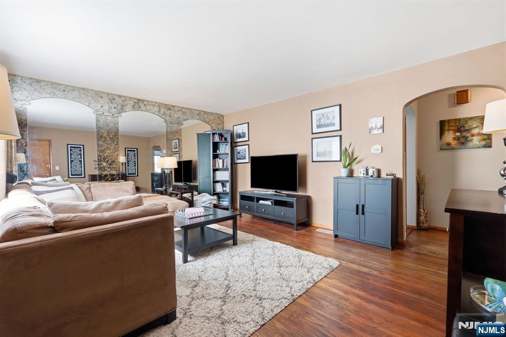 120 Campbell Avenue - Photo 4