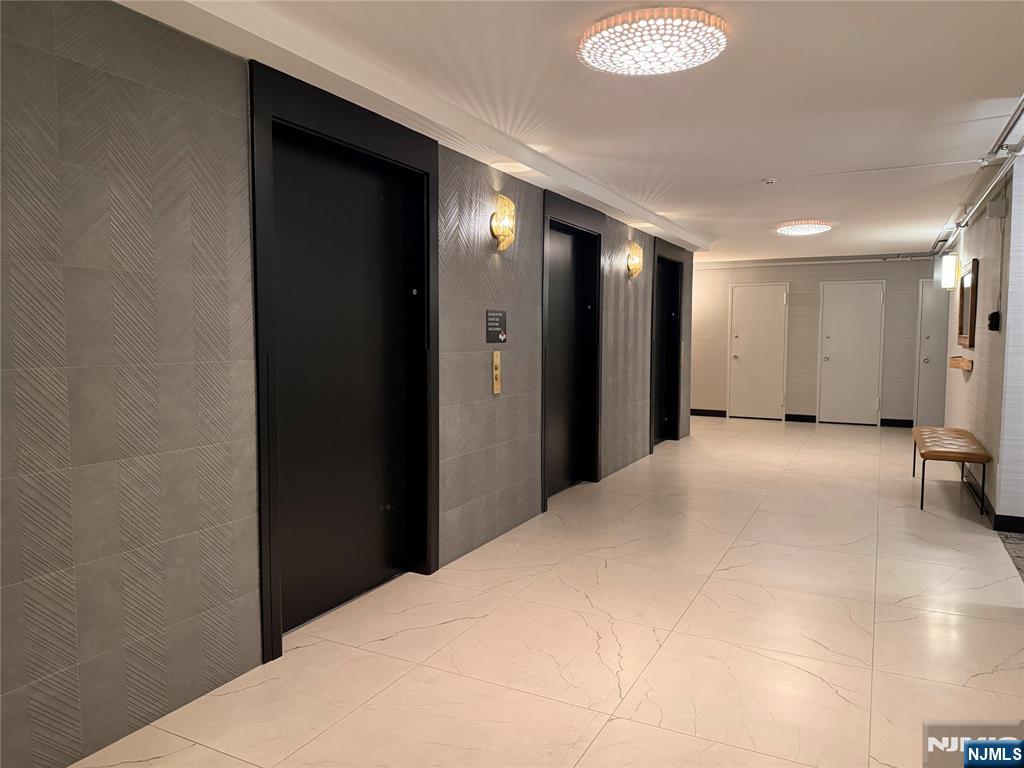 300 WINSTON Drive 616 - Photo 3