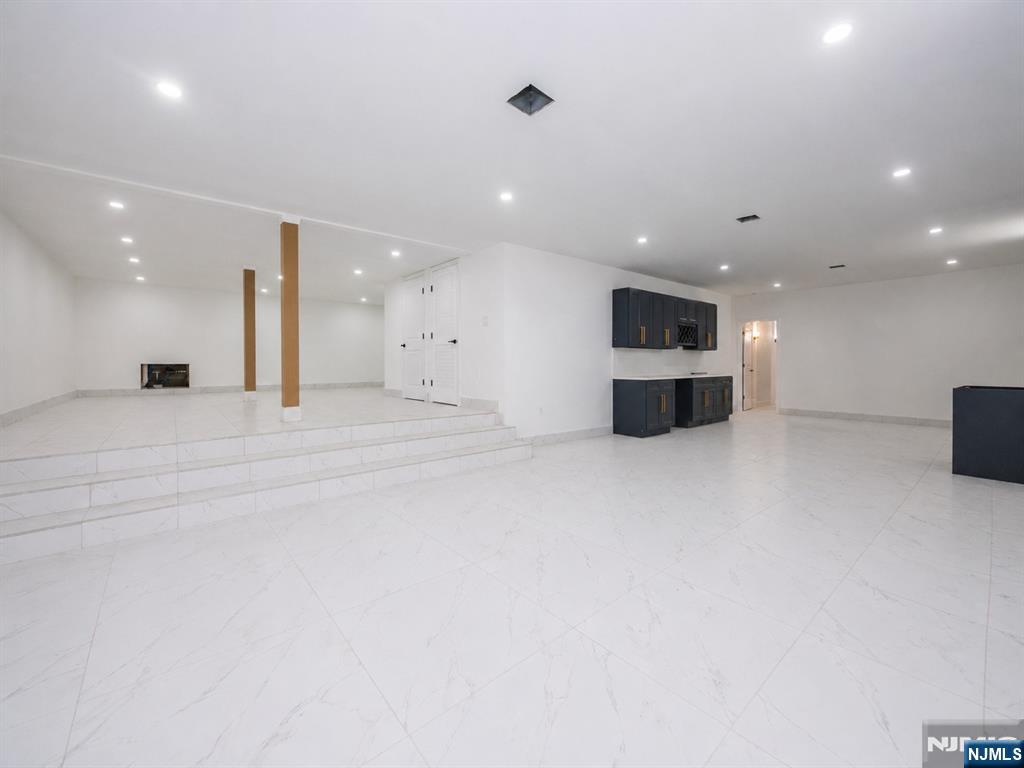 412 Gregory Road