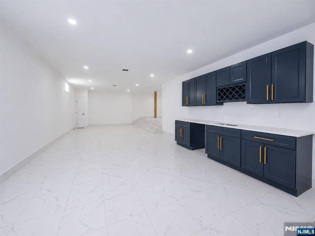 412 Gregory Road