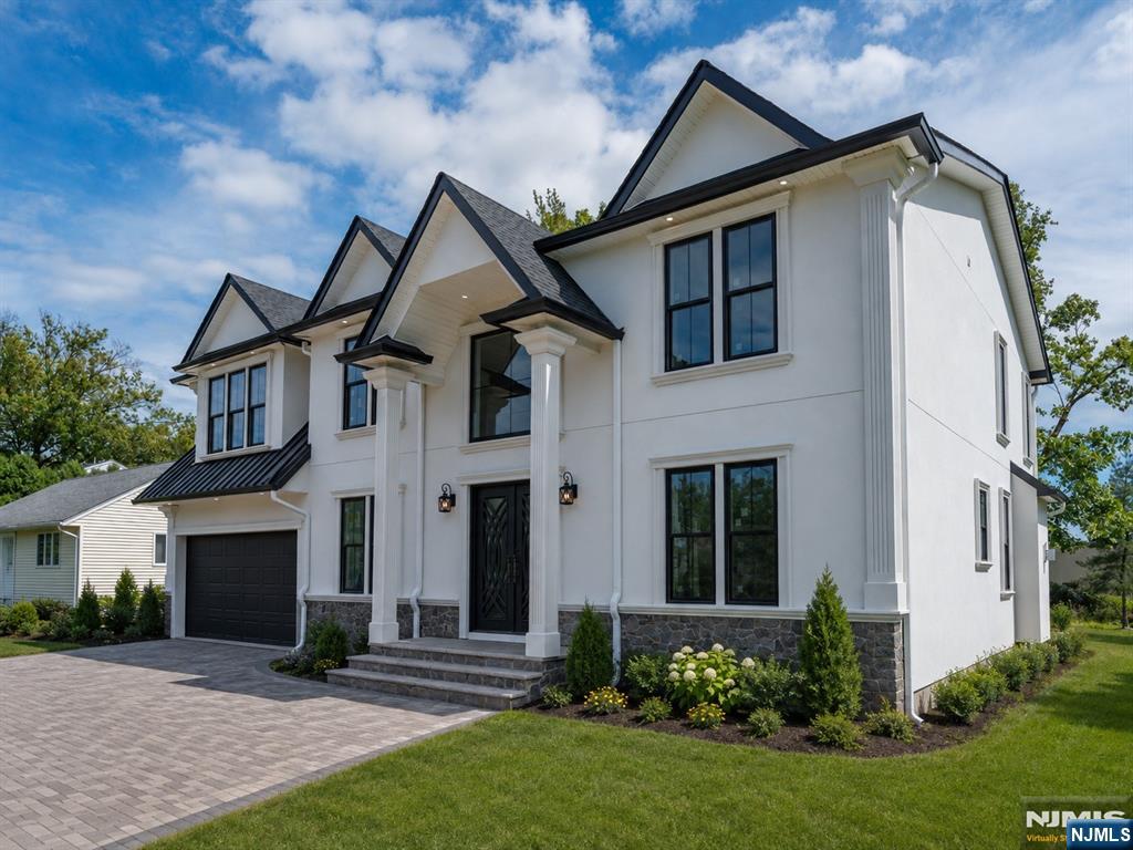 412 Gregory Road