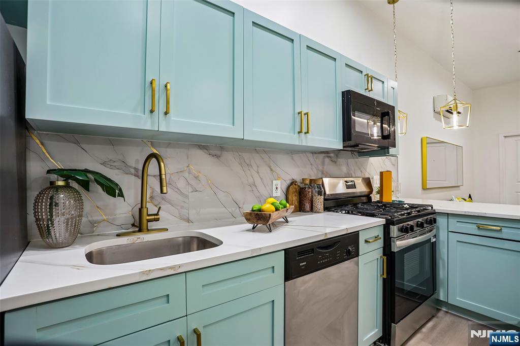 320 62nd Street #101