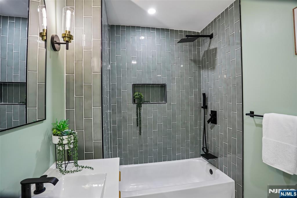 320 62nd Street #101