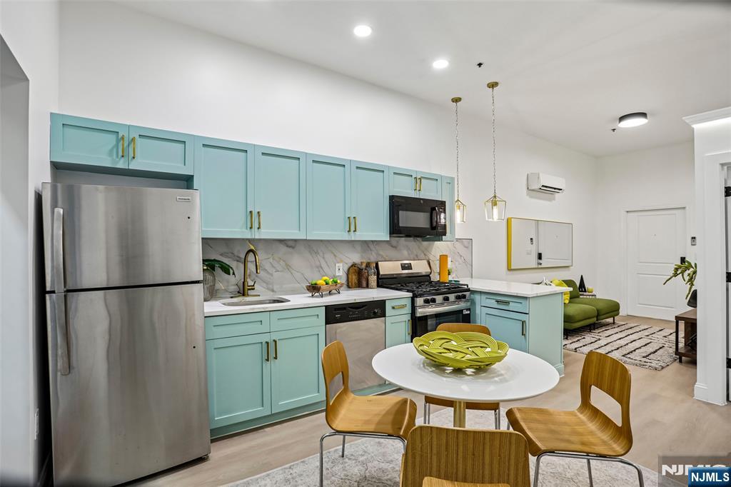 320 62nd Street #101