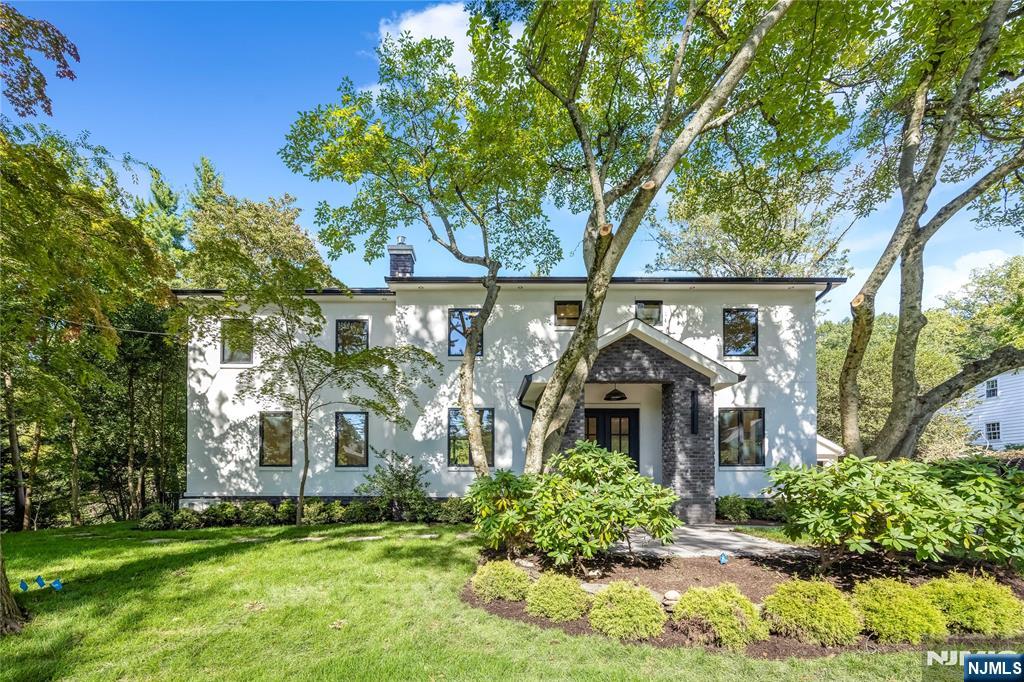 125 Hudson Avenue - Photo 2