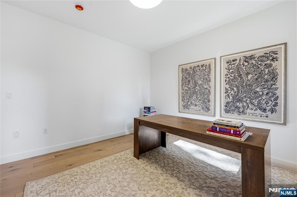 125 Hudson Avenue — photo 17