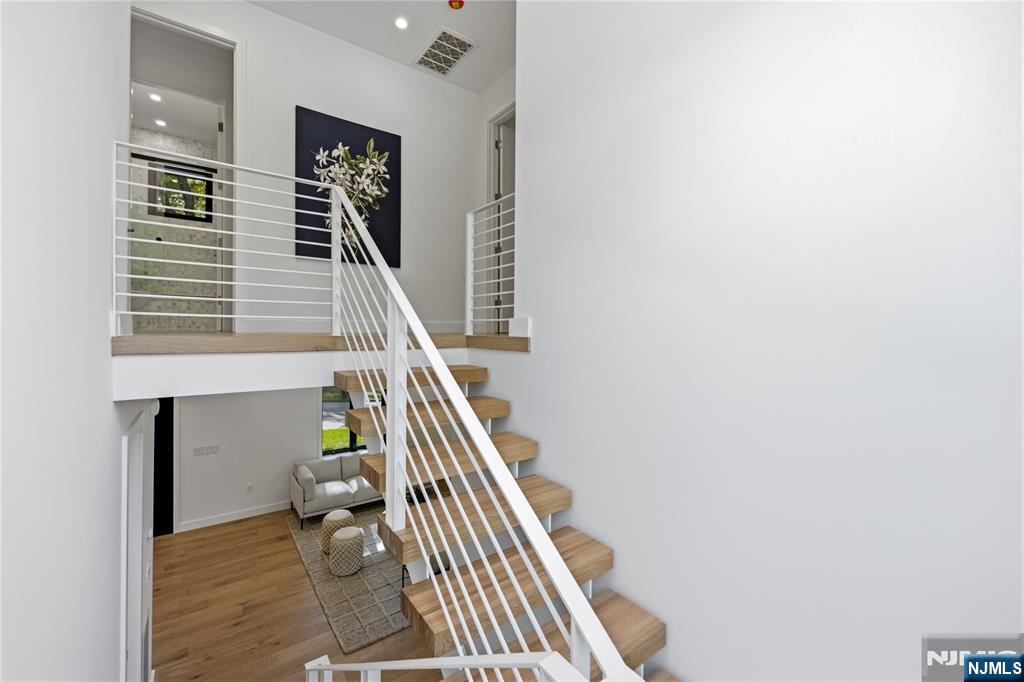 125 Hudson Avenue — photo 18