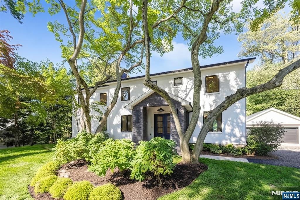 125 Hudson Avenue - Photo 3