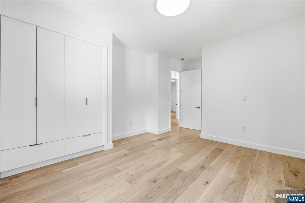 125 Hudson Avenue — photo 26