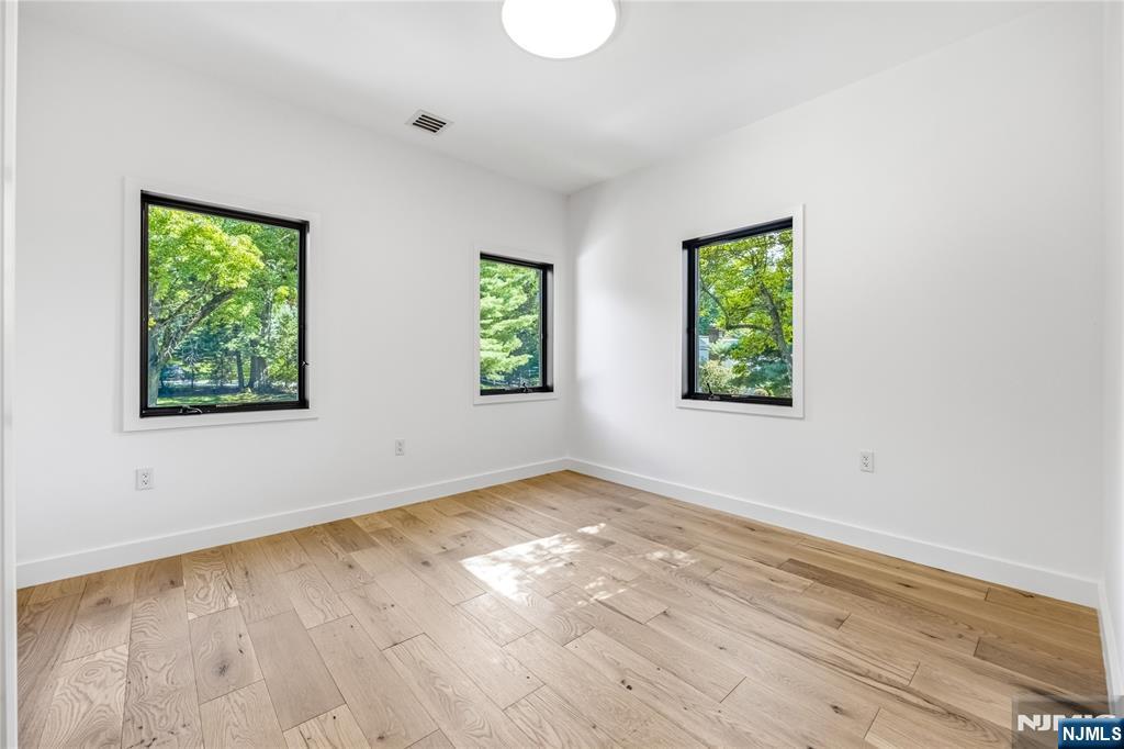 125 Hudson Avenue — photo 30