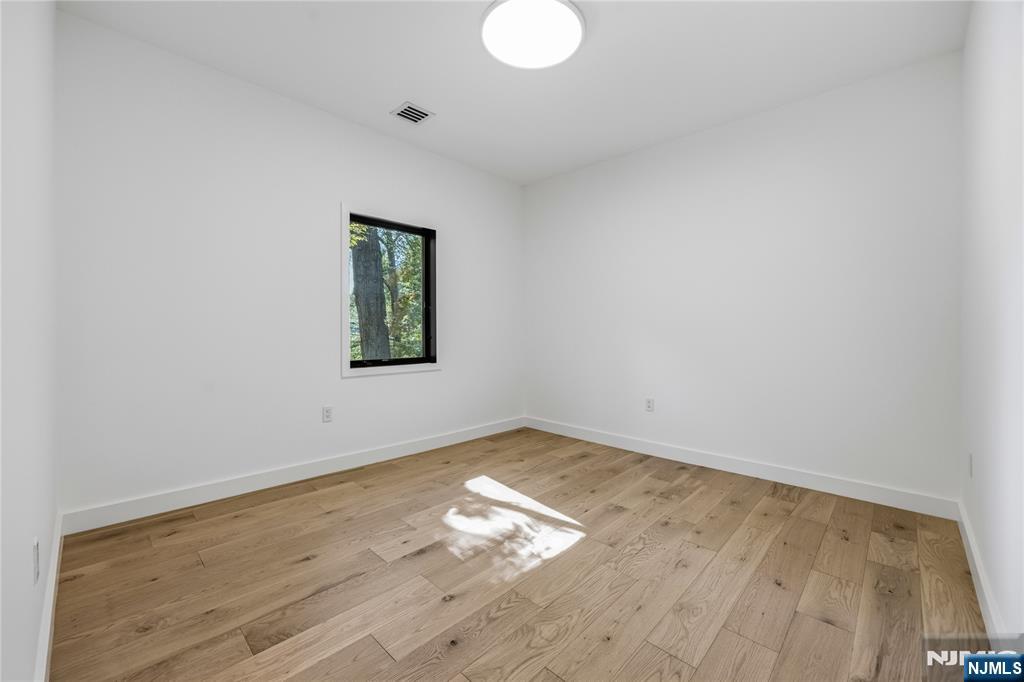 125 Hudson Avenue — photo 33