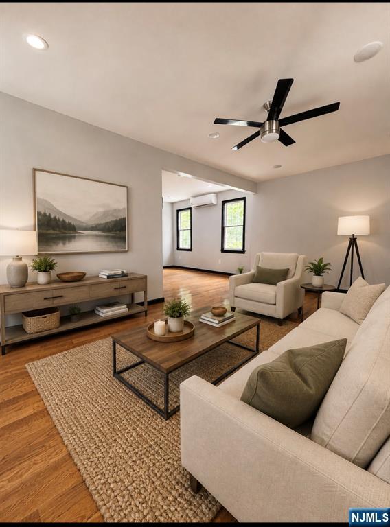 638 Argyle Avenue - Photo 2
