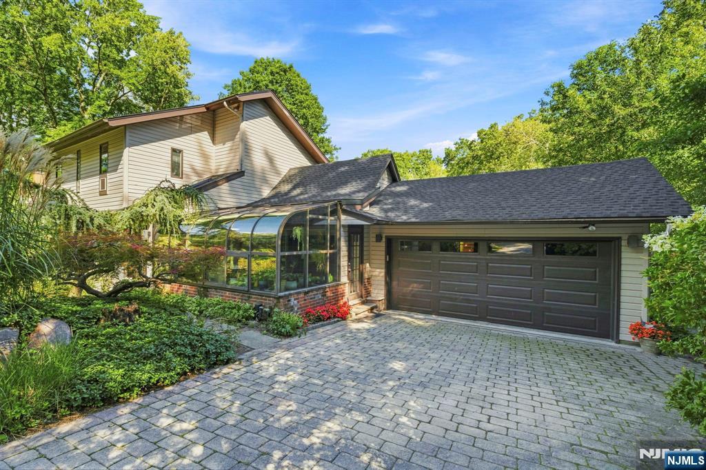 343 Sunset Road - Photo 3