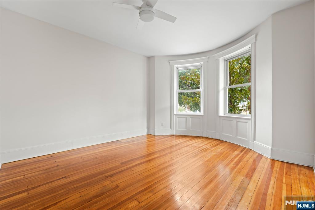 114 Shippen Street - Photo 4