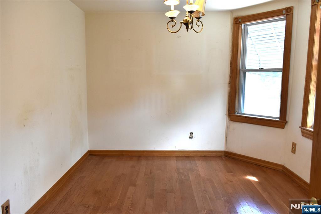 3 Linden Avenue