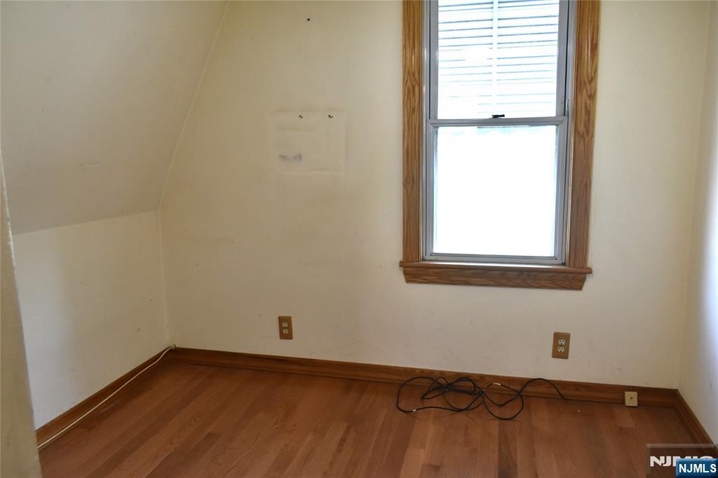 3 Linden Avenue