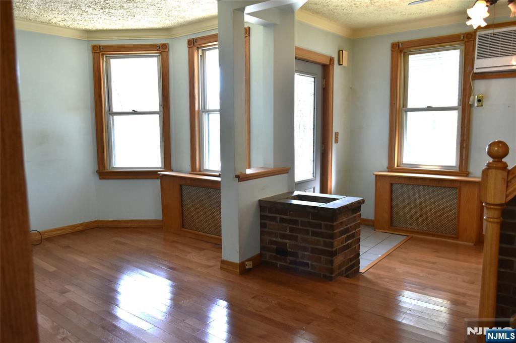 3 Linden Avenue