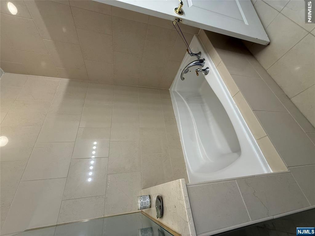 1203 Windsor Park Court #203
