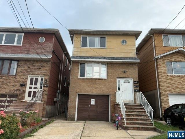 621 Sussex 2 - Photo 1