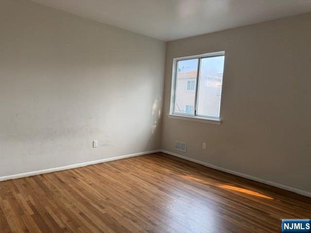 621 Sussex 2 - Photo 5