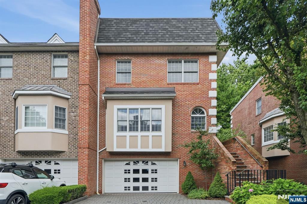 156 Stonegate Trail - Photo 1