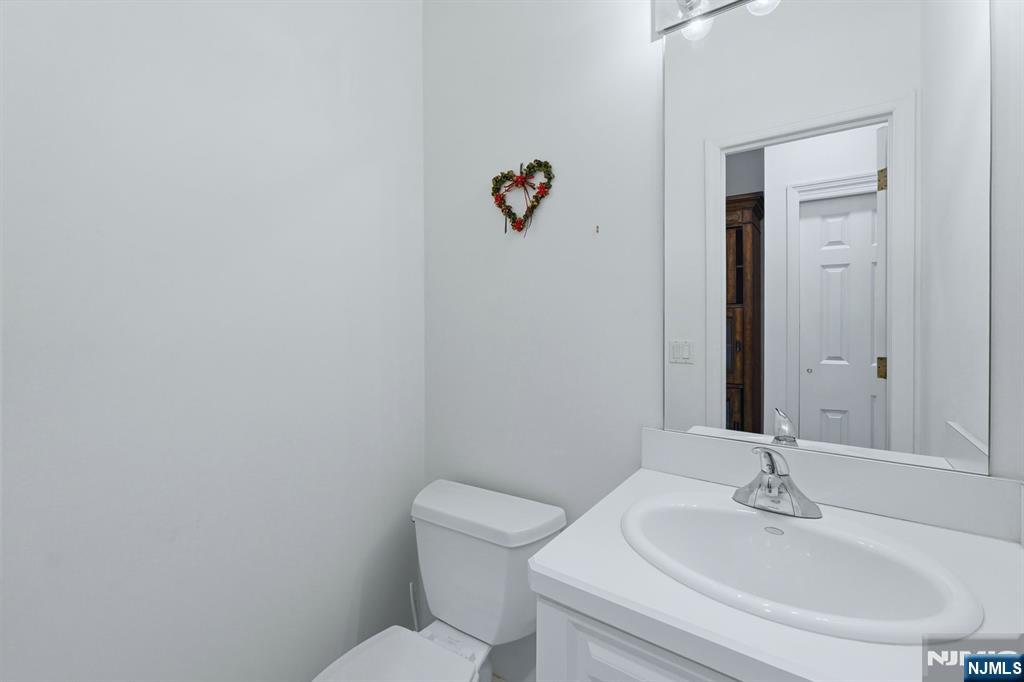 156 Stonegate Trail - Photo 4