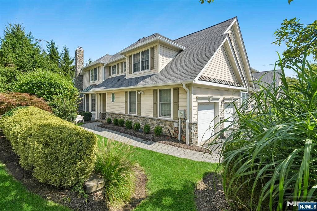 Photo 1 of Townhouse for sale at 12 Schindler Ct #12, Upper Saddle River, NJ 07458 | MLS# 26033183 | Listing updated on 2026-09-16