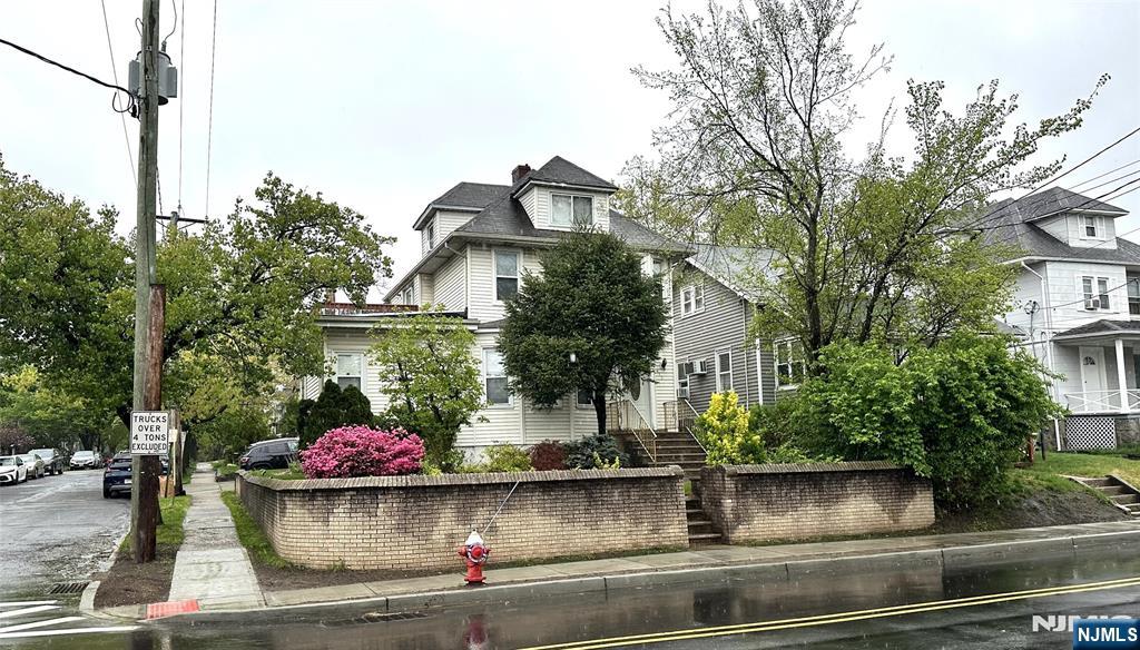 415 Main Street - Photo 1