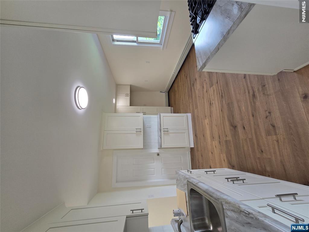 712-714 Warren Street 714 Rear - Photo 4