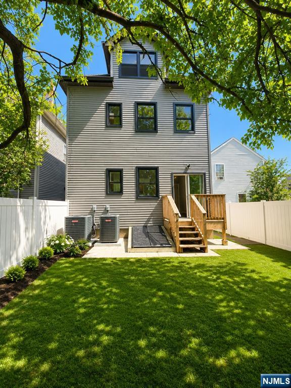 95 Claremont Avenue